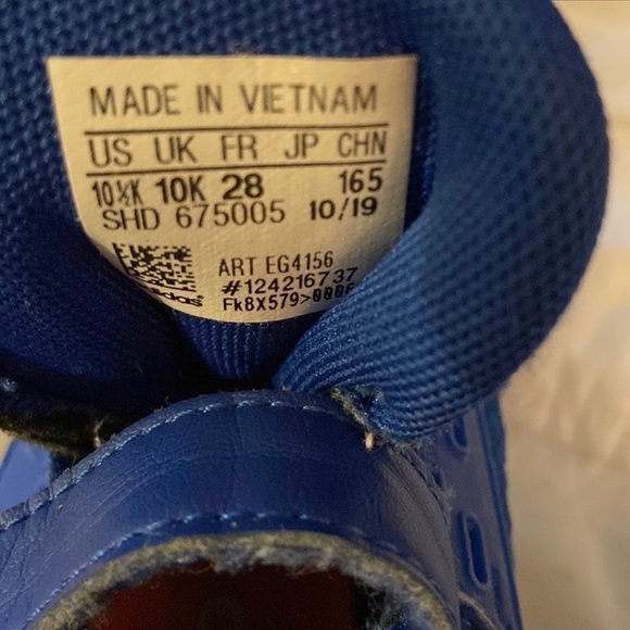 ADIDAS Pre Loved, Lots Of Wear Left. - Picture 3 of 5